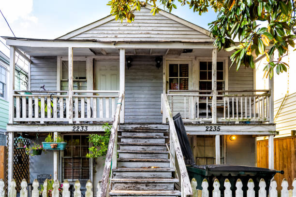We buy houses as is